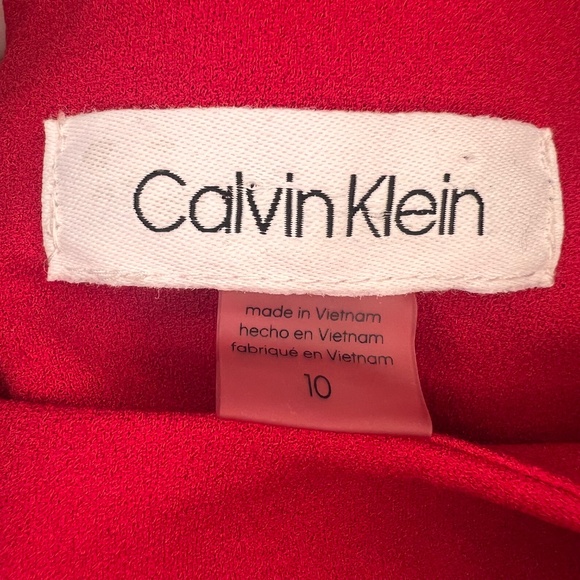Calvin Klein Red Sheath Dress with Tiered Bell Sleeves – Size 2 - Picture 3 of 3